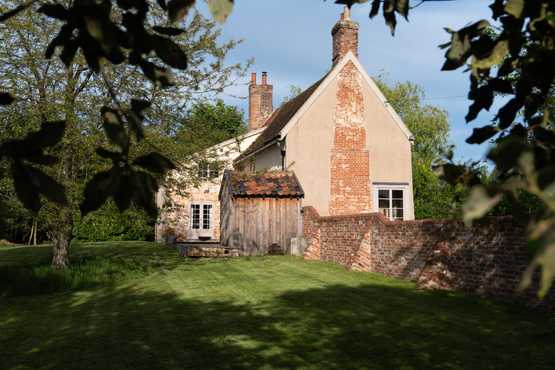 The Farmhouse's image 22
